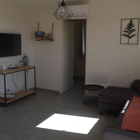 Les Oliviers Villa Vallon-Pont-d'Arc Luaran gambar