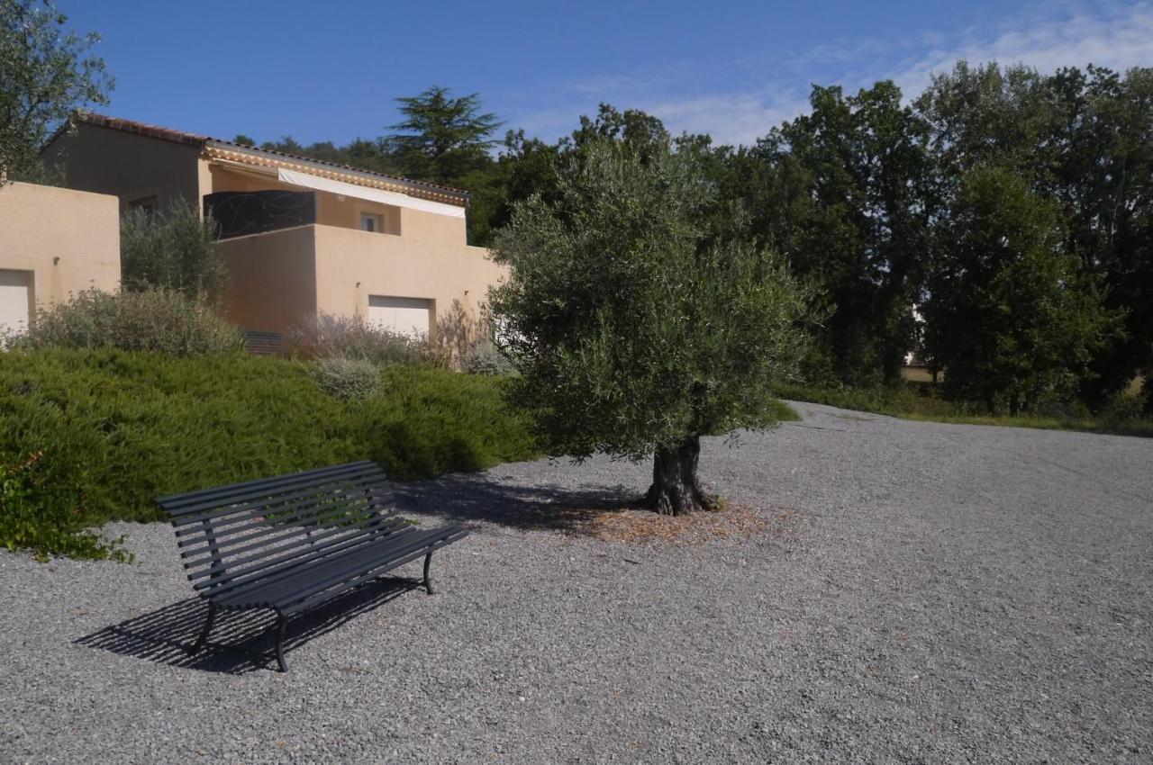 Les Oliviers Villa Vallon-Pont-d'Arc Luaran gambar