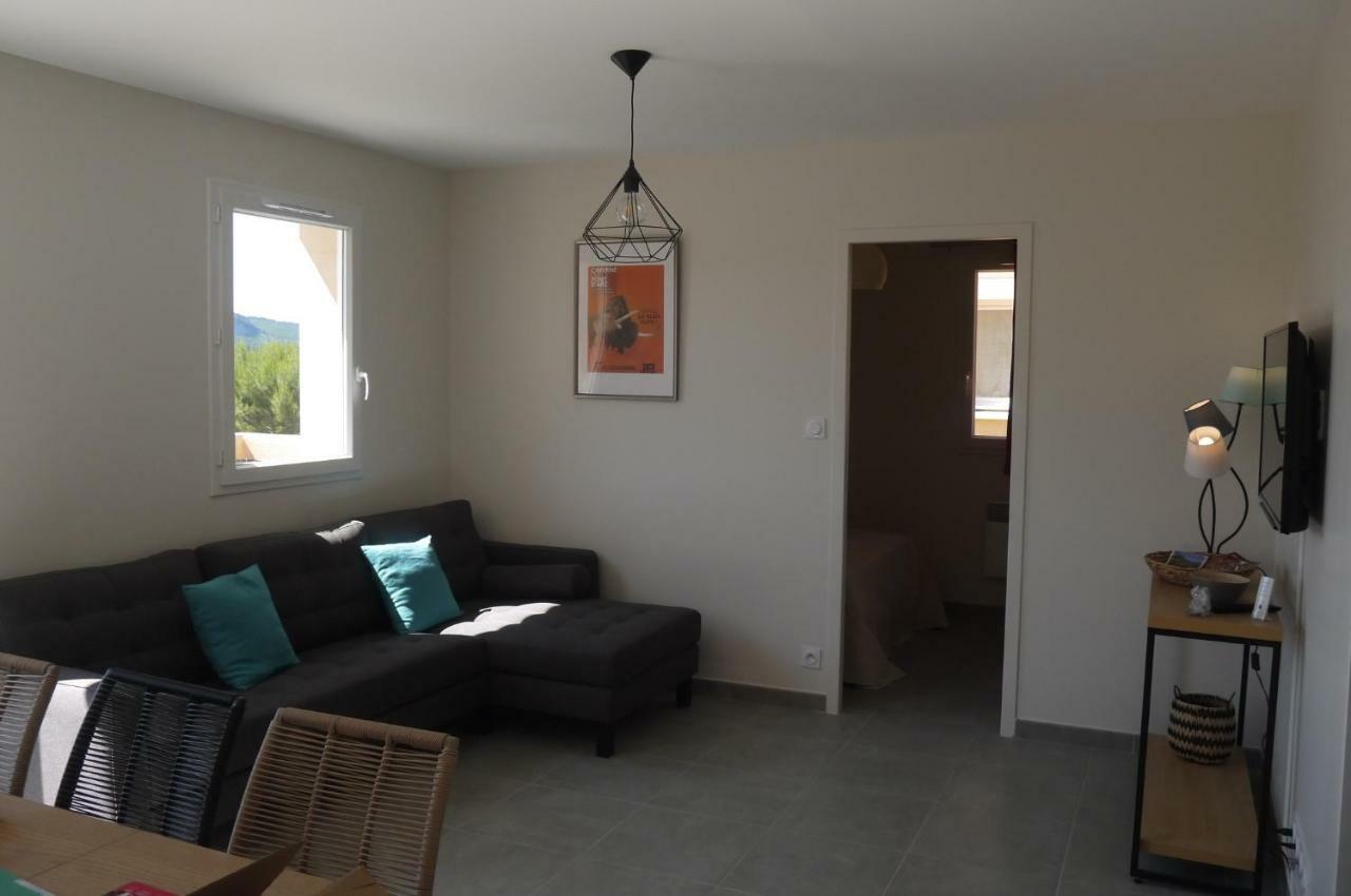 Les Oliviers Villa Vallon-Pont-d'Arc Luaran gambar