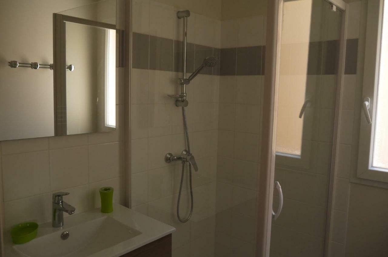 Les Oliviers Villa Vallon-Pont-d'Arc Luaran gambar
